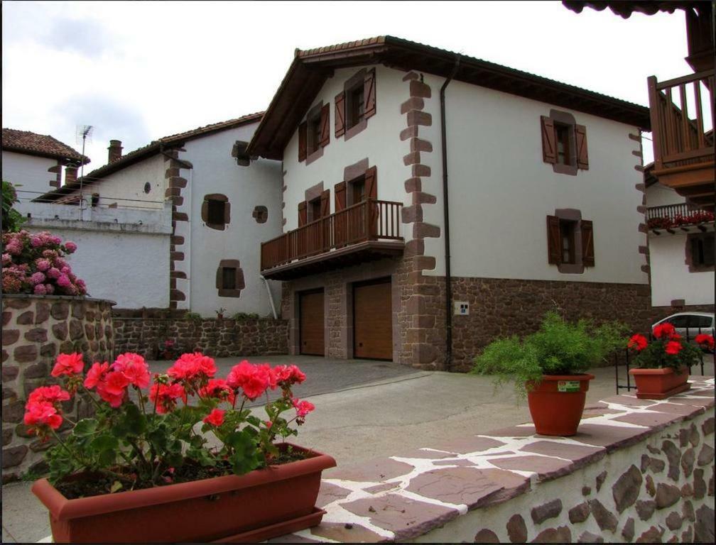 Gasthaus Casa Bentta Errazu Exterior foto